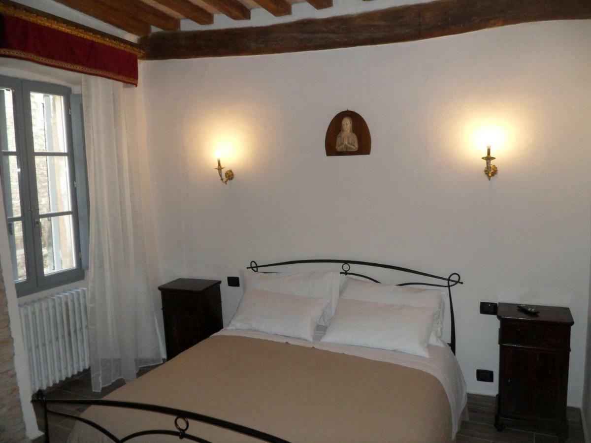 Affittacamere In Centro Gubbio Exterior photo