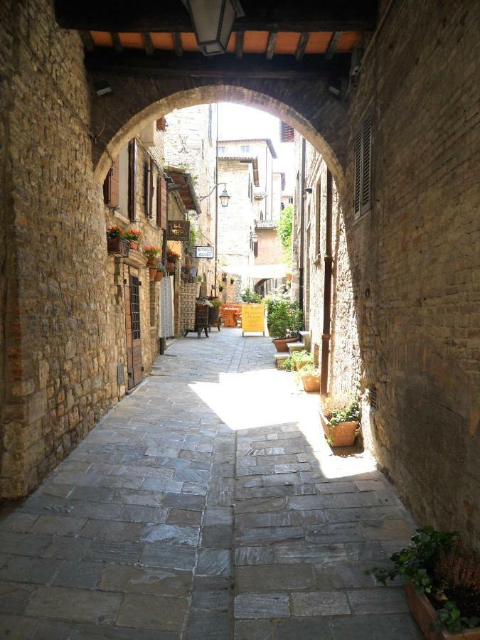 Affittacamere In Centro Gubbio Exterior photo
